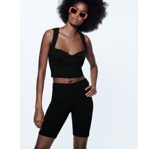 NWT ZARA High-waisted leggings with elastic waistband BIKE SHORTS. Fitted